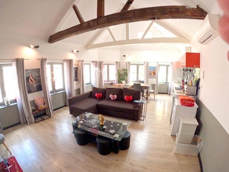Appartements De Charme Dadou Mons Belgium المظهر الخارجي الصورة